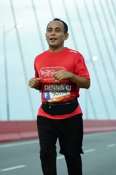 Runner Photo 1447302
