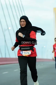 Runner Photo 1447422