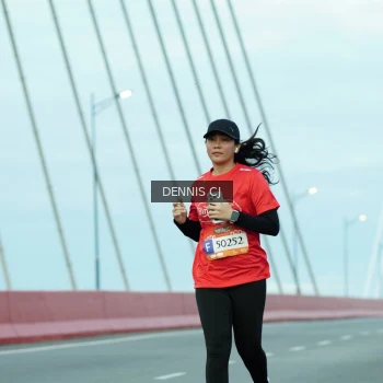 Runner Photo 1447435