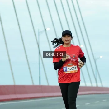 Runner Photo 1447439