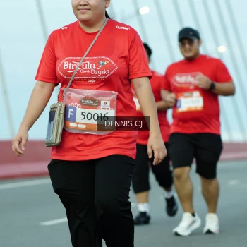 Runner Photo 1447473