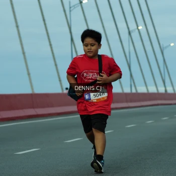 Runner Photo 1447493