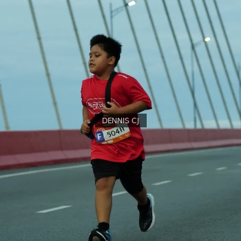 Runner Photo 1447494