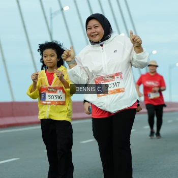Runner Photo 1447535