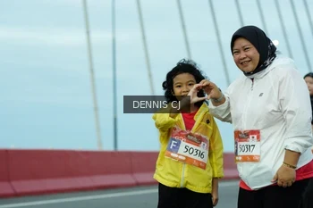 Runner Photo 1447543