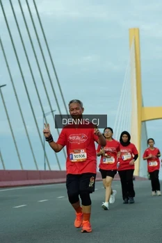 Runner Photo 1447715