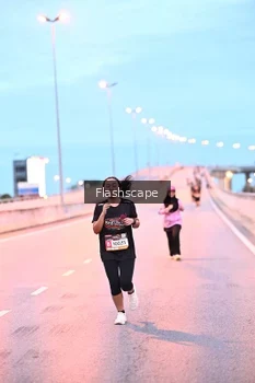 Runner Photo 1447747