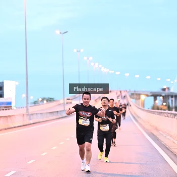 Runner Photo 1447841