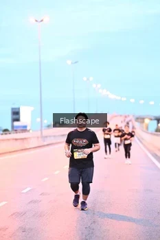 Runner Photo 1447930
