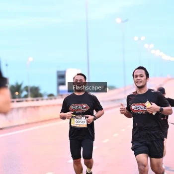 Runner Photo 1448006