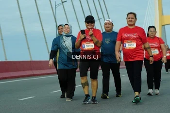 Runner Photo 1448010