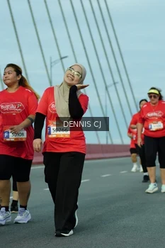 Runner Photo 1448079