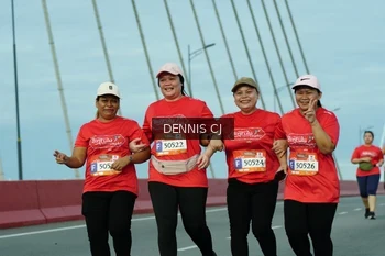 Runner Photo 1448257