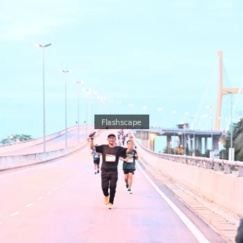 Runner Photo 1448321