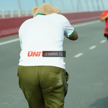 Runner Photo 1448509