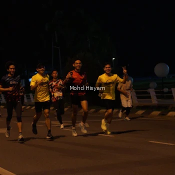Runner Photo 1449721