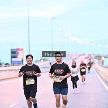 Runner Photo 1449761
