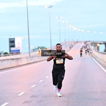 Runner Photo 1449900
