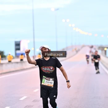 Runner Photo 1449930