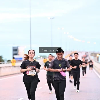 Runner Photo 1450024