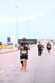 Runner Photo 1450123