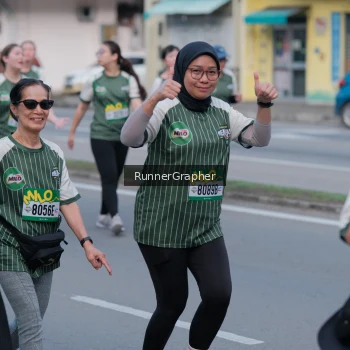 Runner Photo 1450573