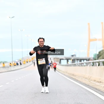 Runner Photo 1450620