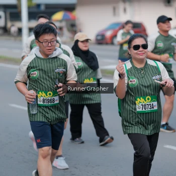 Runner Photo 1450623