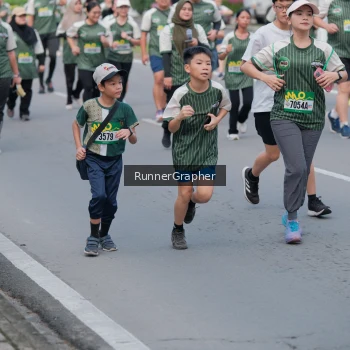 Runner Photo 1450632