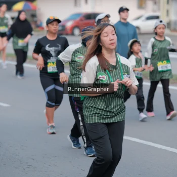 Runner Photo 1450650