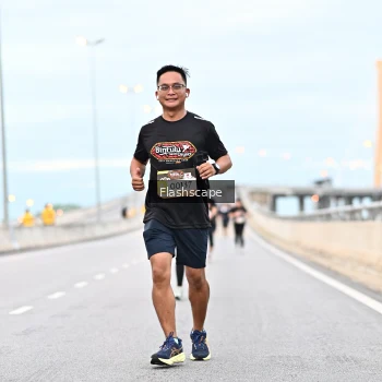Runner Photo 1450670