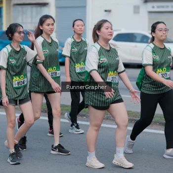 Runner Photo 1450731