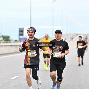 Runner Photo 1450801