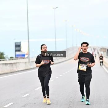 Runner Photo 1450847