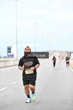 Runner Photo 1450854
