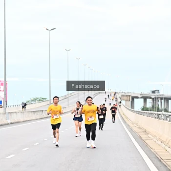 Runner Photo 1450898
