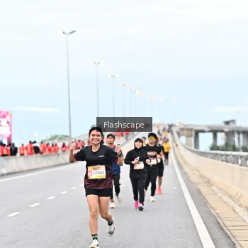 Runner Photo 1451173