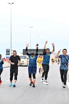 Runner Photo 1451326