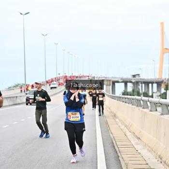 Runner Photo 1451521