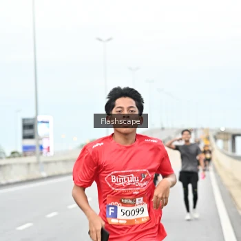 Runner Photo 1451704