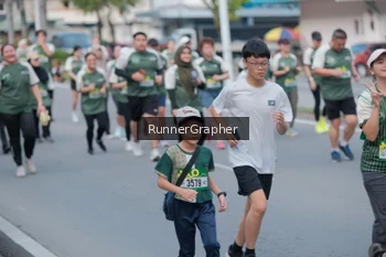 Runner Photo 1451769
