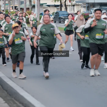 Runner Photo 1451787