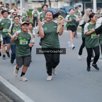 Runner Photo 1451798