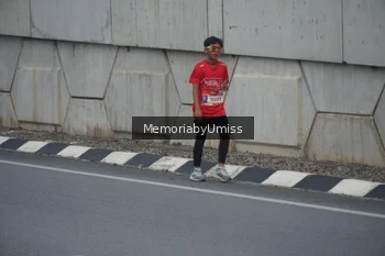 Runner Photo 1451845