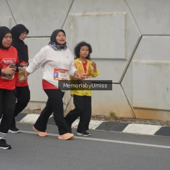 Runner Photo 1451895