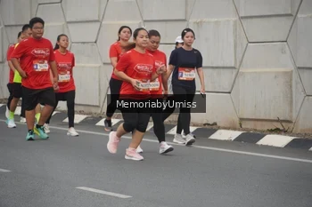 Runner Photo 1451901