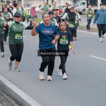 Runner Photo 1452105