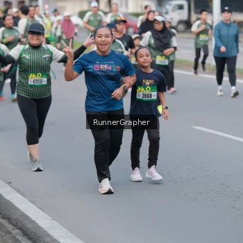 Runner Photo 1452108