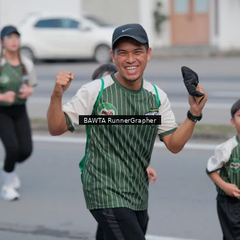 Runner Photo 1452115