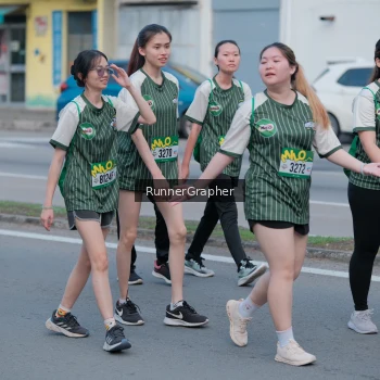 Runner Photo 1452124